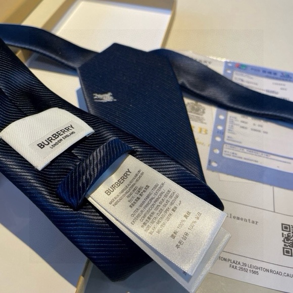 Burberry Blue Tie - Picture 1 of 8